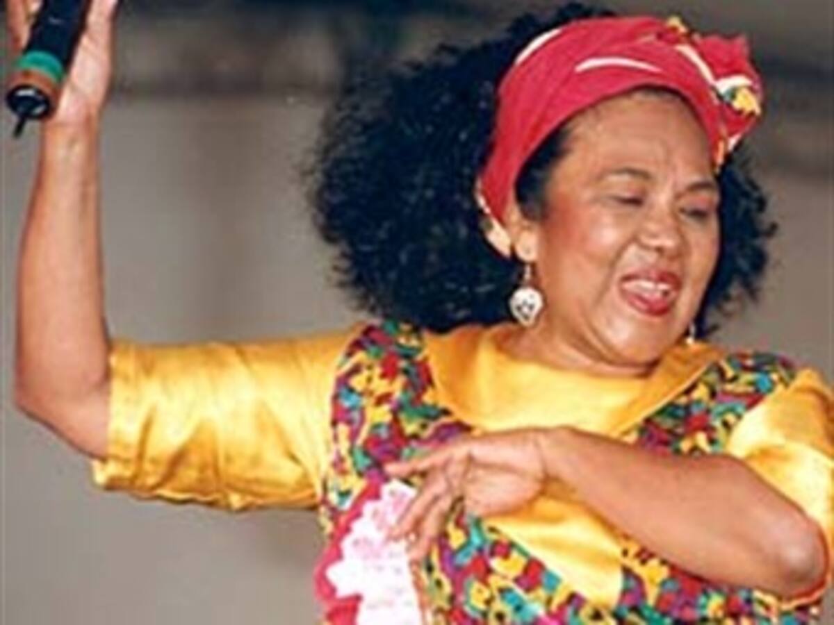 Totó la Momposina vuelve con las gaitas y tambores que cantan a la naturaleza