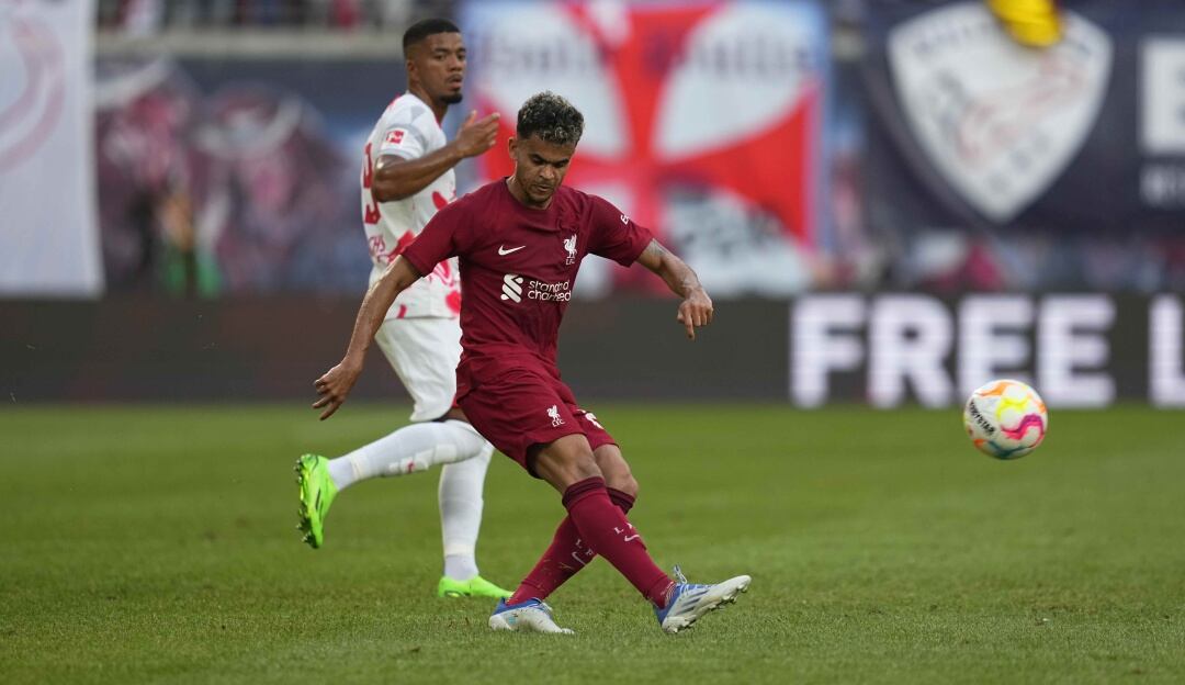 Luis Díaz estuvo 60 minutos en el campo de juego con el Liverpool.