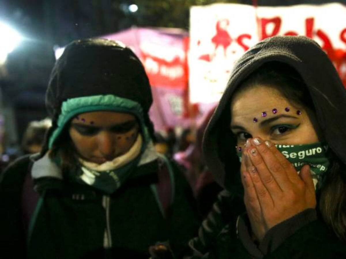 Senado rechazó legalización del aborto en Argentina