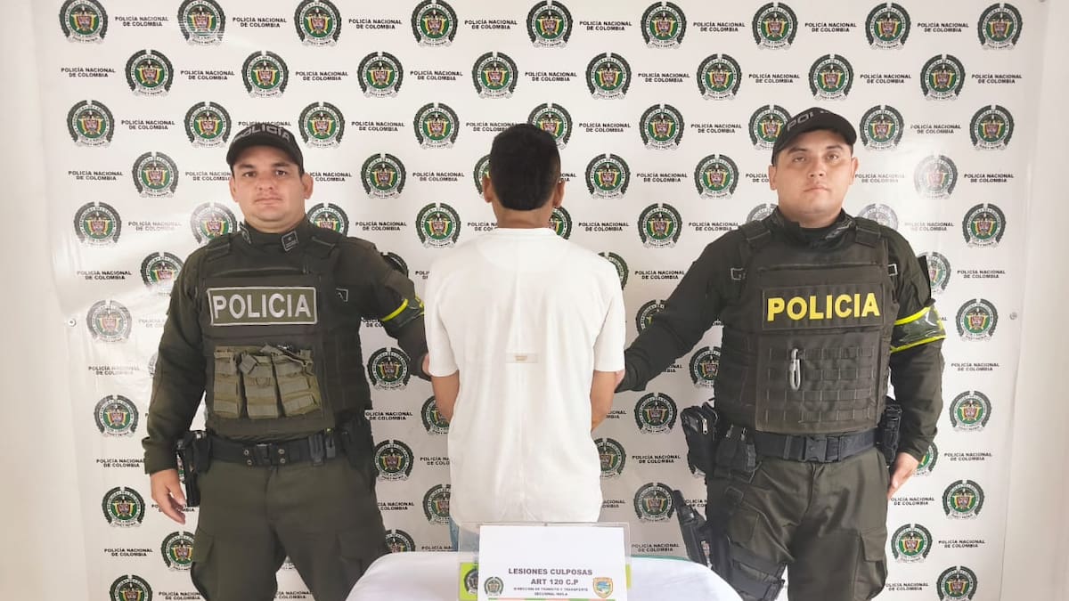 Capturado motociclista por arrollar a policía tras evadir control en vía Gigante–Neiva