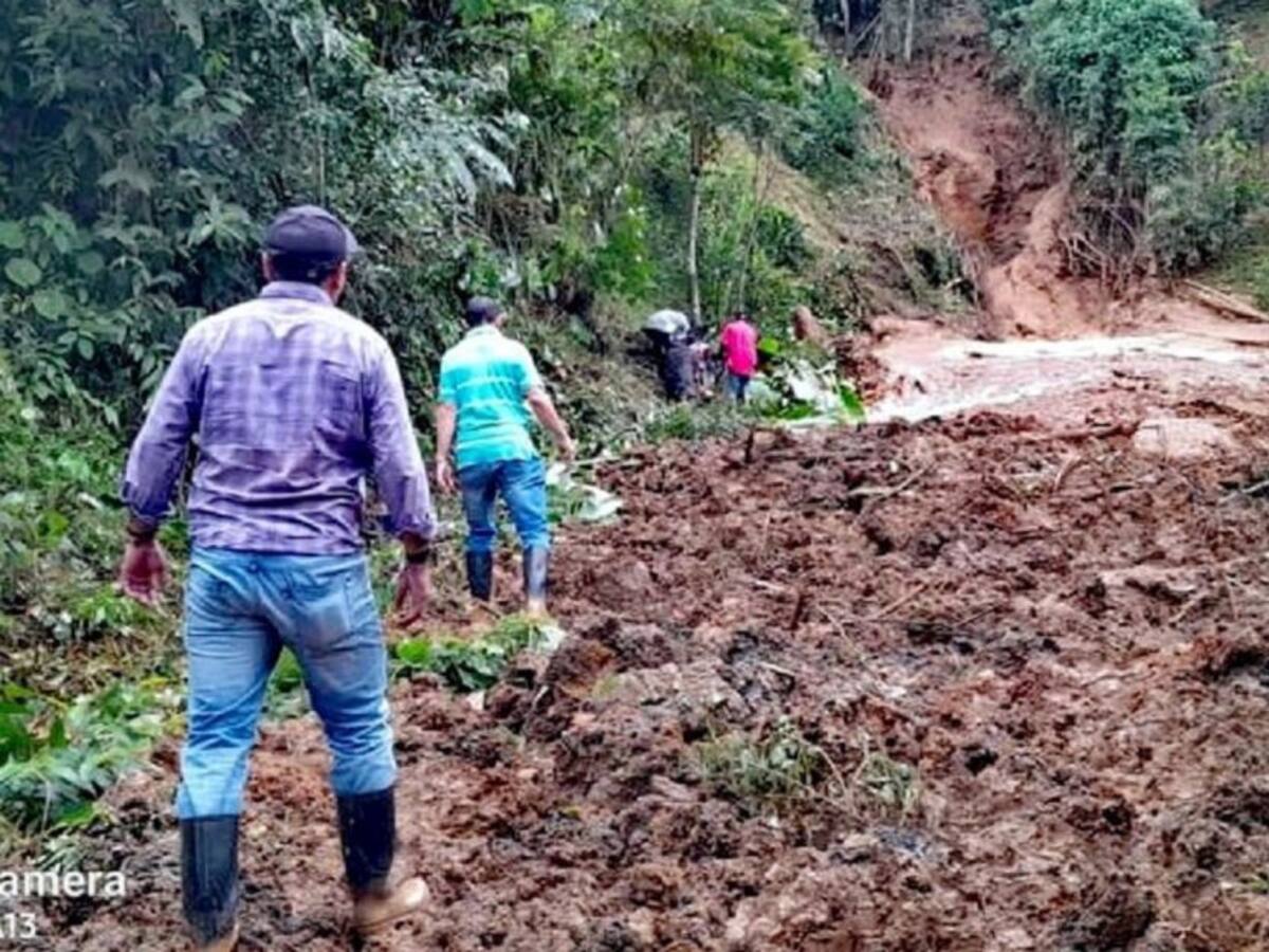 Analizan la evacuación de 12 viviendas en vereda Rubicón de Cañasgordas