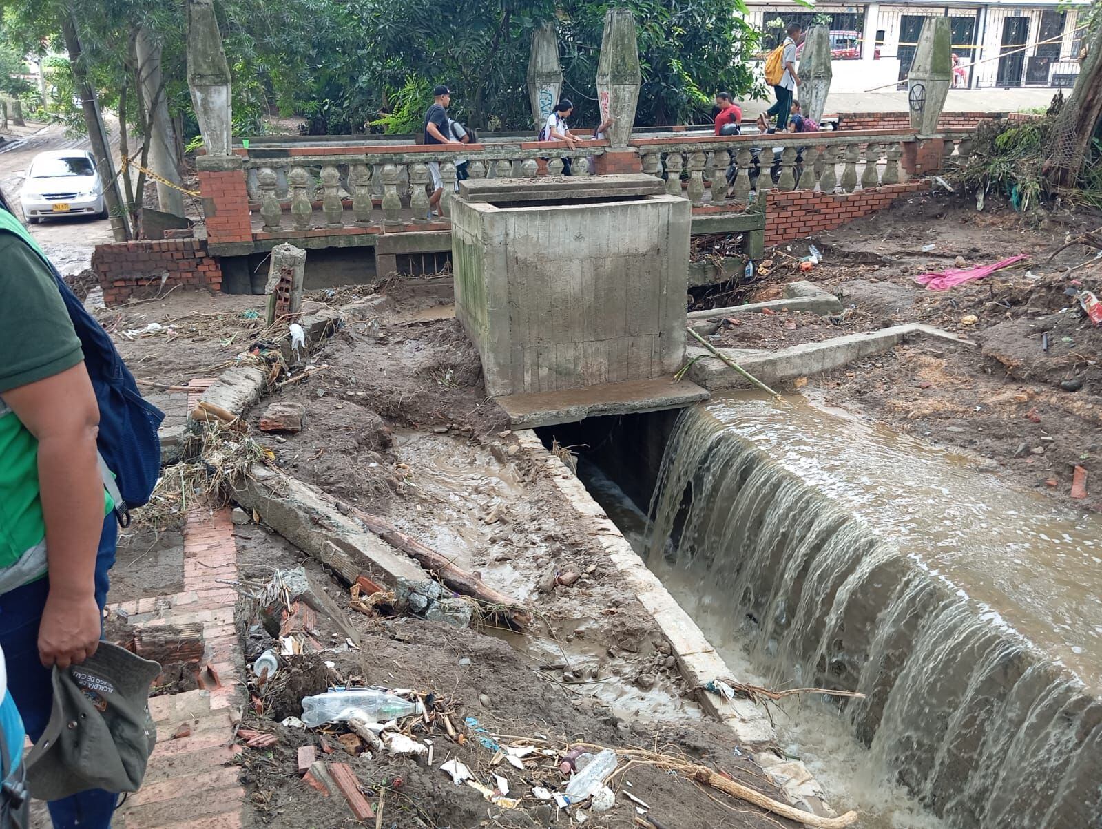 Corporación Autónoma Regional del Valle CVC hace revisión en las montañas del norte de Cali