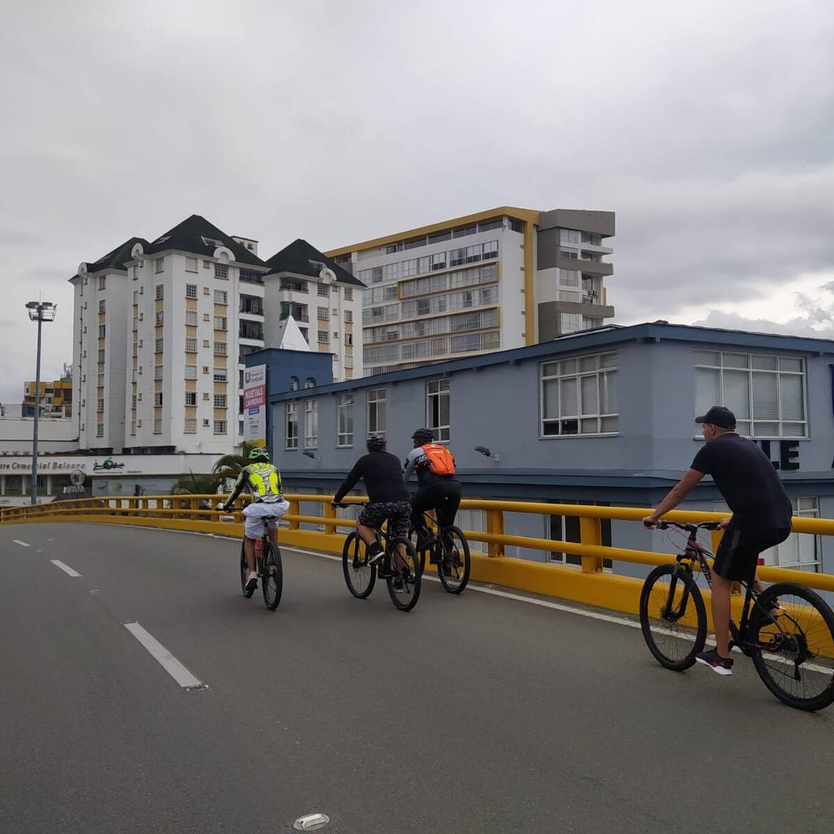 200 mil vehículos dejarán de circular por el día sin carro y sin moto en Armenia