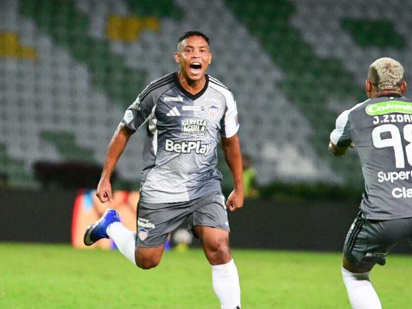 Luis Fernando Muriel celebra su primer gol con el Junior / Colprensa.