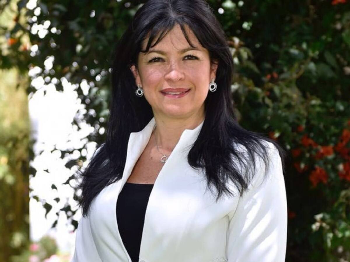 La ministra de Defensa podría ser Mónica Cifuentes