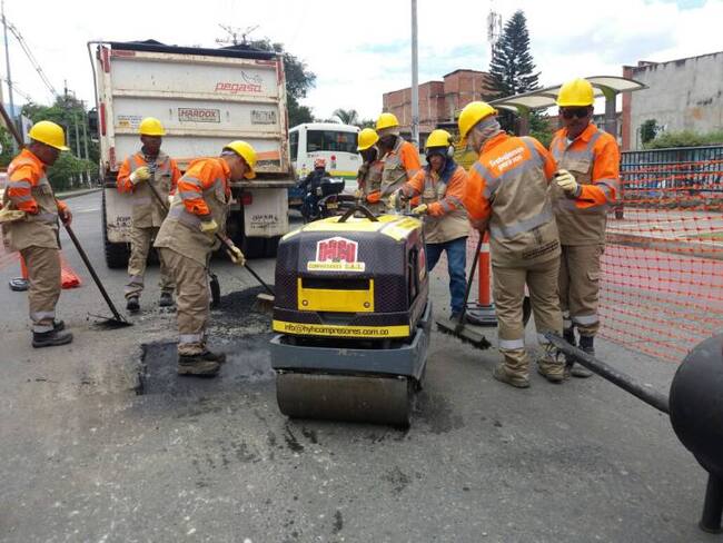 En Medellín se incrementa el parcheo de huecos