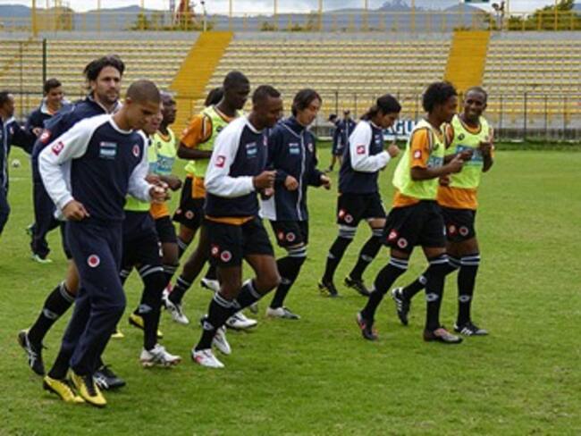 Mario Alberto Yépes lamenta la situación económica de algunos equipos colombianos y de sus jugadores