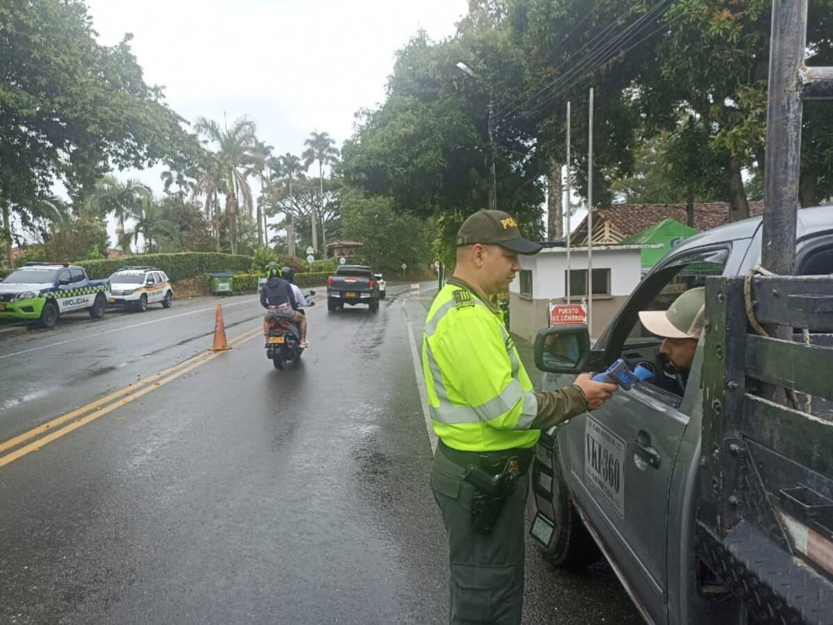 Más de 100 mil vehículos circularon por las vías del Quindío en la Semana Santa