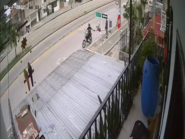 Adulta mayor herida en un intento de atraco permanece entre la vida y la muerte