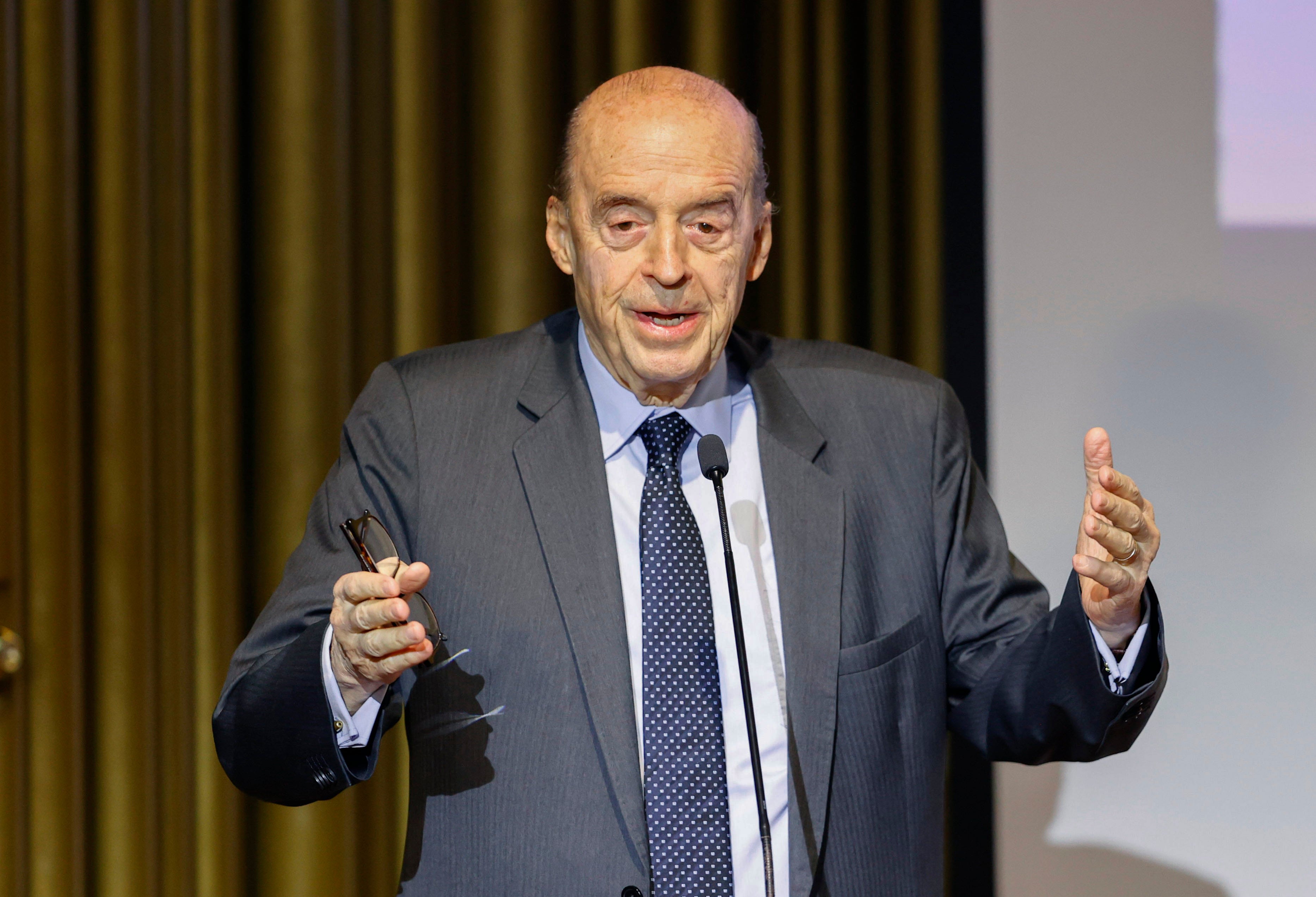 Álvaro Leyva. EFE/ Mauricio Dueñas Castañeda