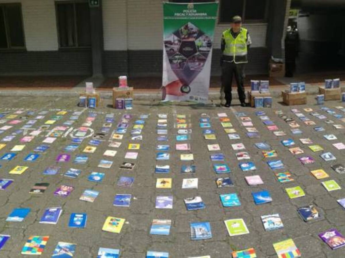Incautan en Cali útiles escolares de contrabando
