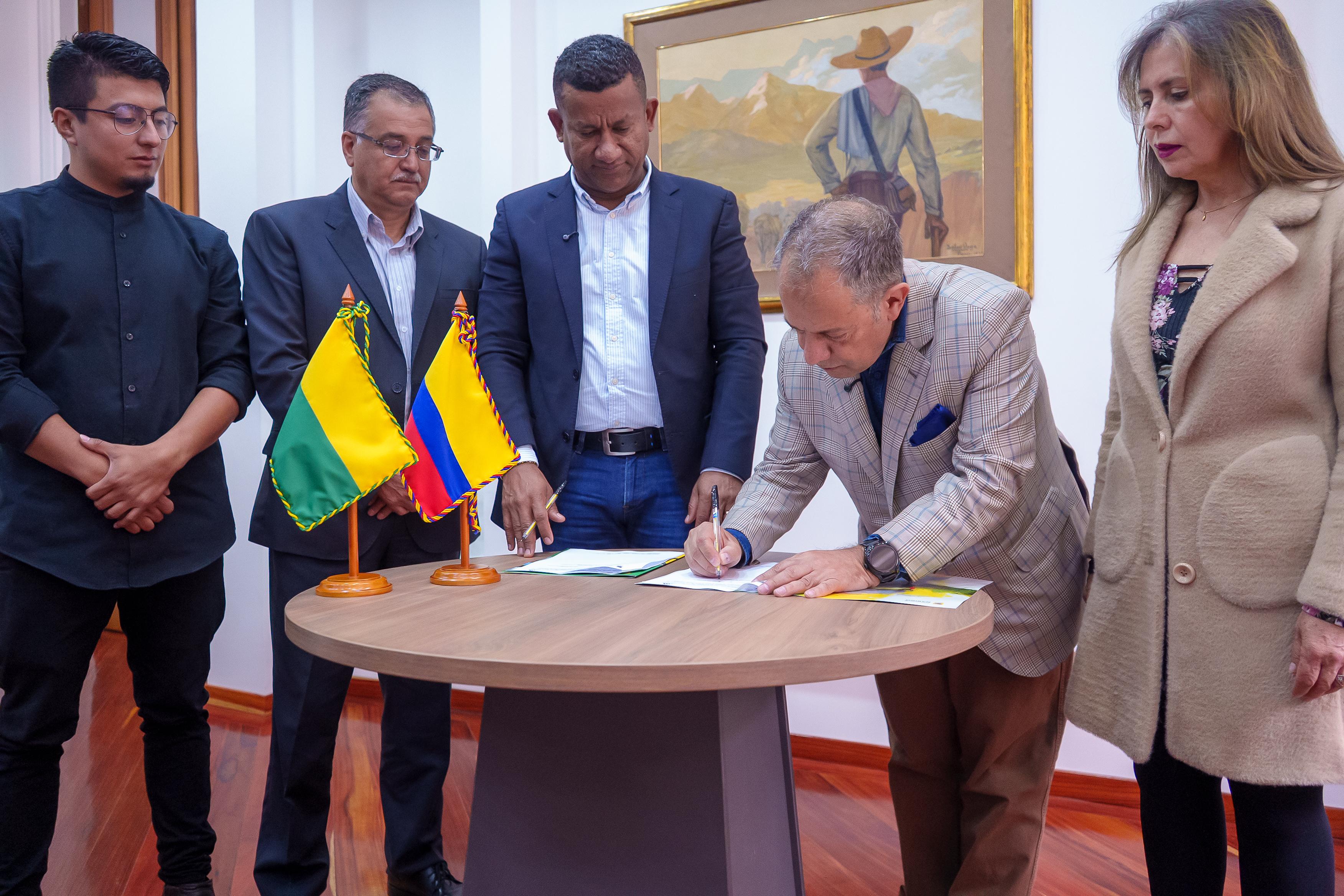 Firma convenio Esap- Gobernación de Nariño. Foto: Gobernación de Nariño