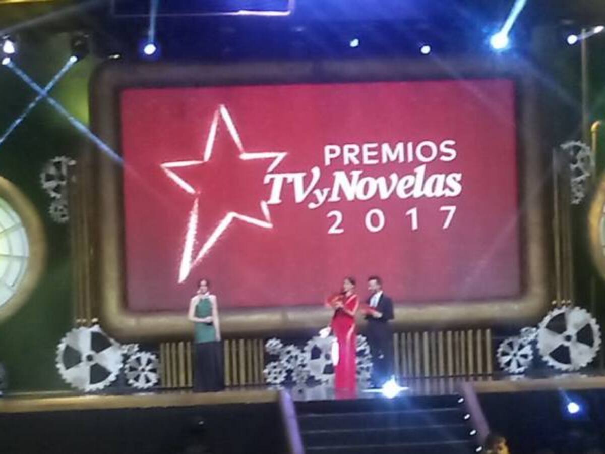 Tv y Novelas premia a lo mejor de la farándula colombiana