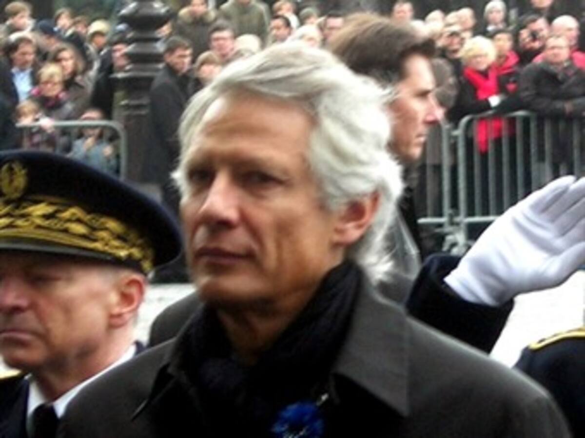 Ex primer ministro francés, absuleto en caso de calumnia a Sarkozy