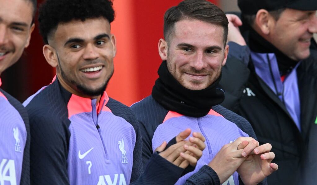 Luis Díaz y Alexis Mac Allister (Photo by John Powell/Liverpool FC via Getty Images)