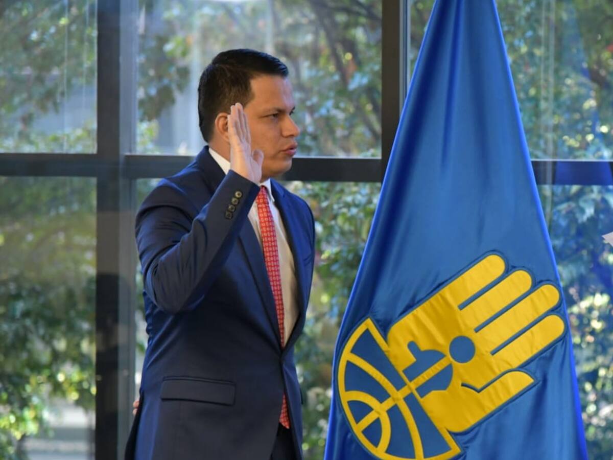 “Hay congresistas, ministros y altos funcionarios”: Sneyder Pinilla prenderá el ventilador