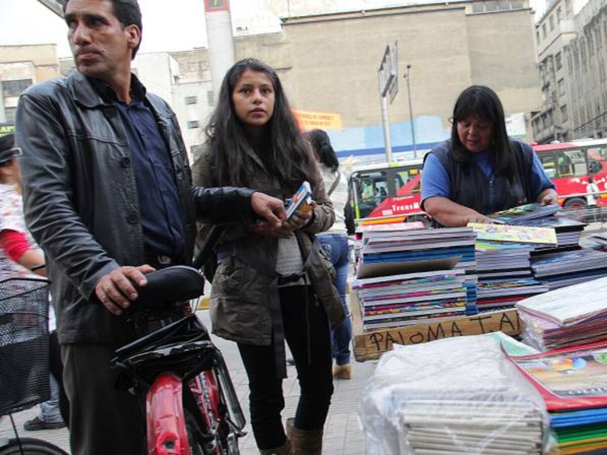 Peñalosa pide al Gobierno Nacional no aplicar IVA a los útiles escolares