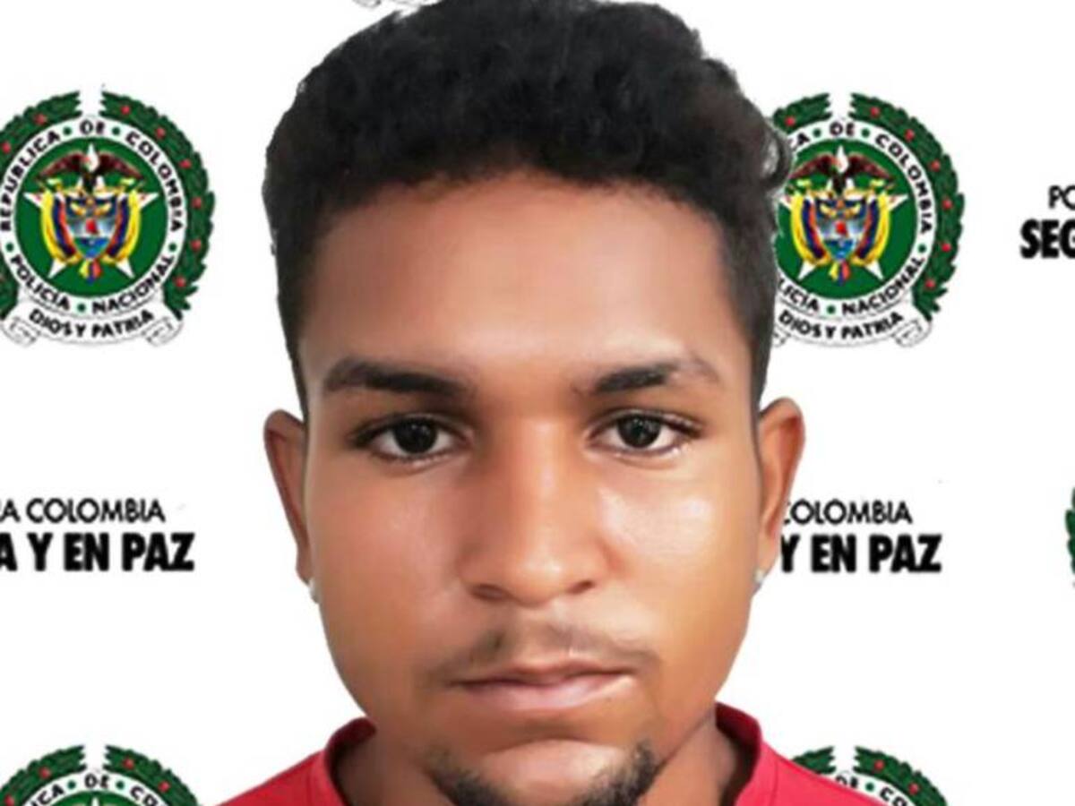 Capturado en Arjona alias "nandito" quien tenía 3 armas de fuego ilegales