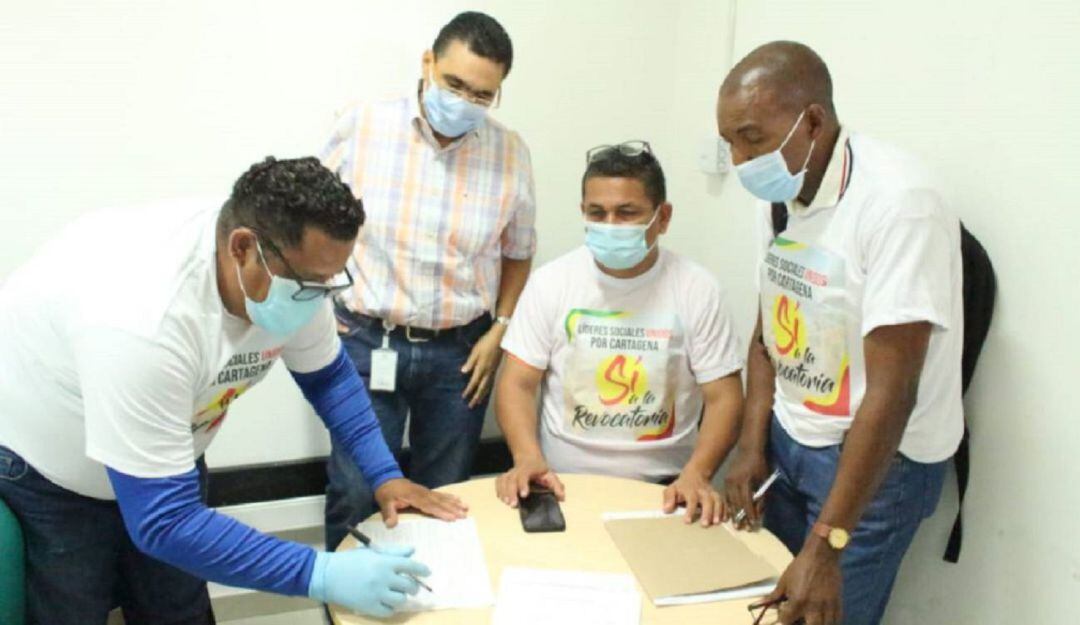 El grupo de líderes sociales que busca someter a consideración la continuidad del alcalde Dau, reclama garantías a la registraduría