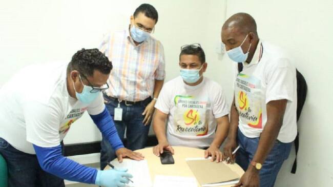 El grupo de líderes sociales que busca someter a consideración la continuidad del alcalde Dau, reclama garantías a la registraduría