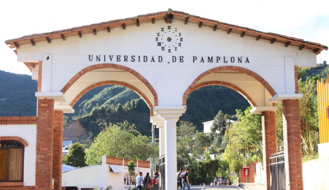 Universidad de Pamplona, acreditada