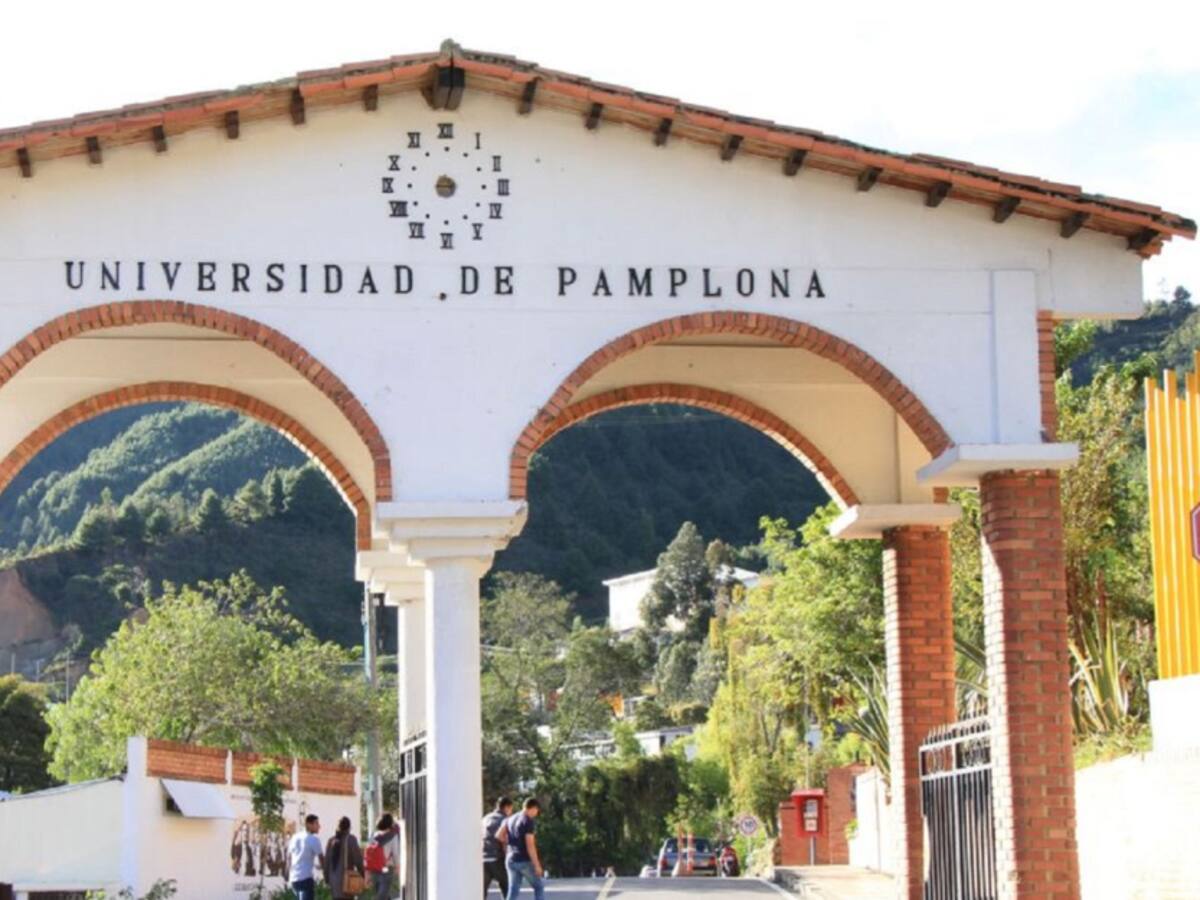 Acreditación a la Unipamplona