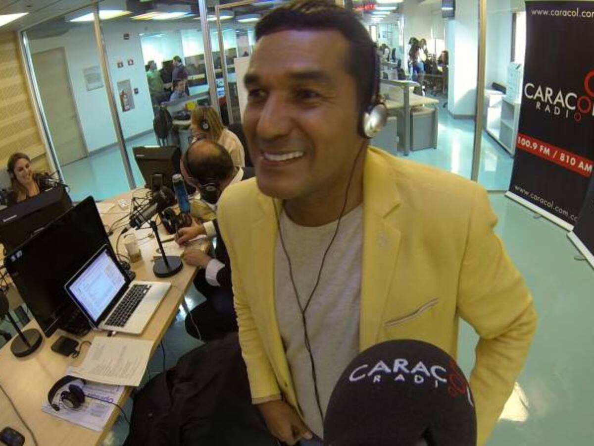 El Checo Acosta de regreso al bolero