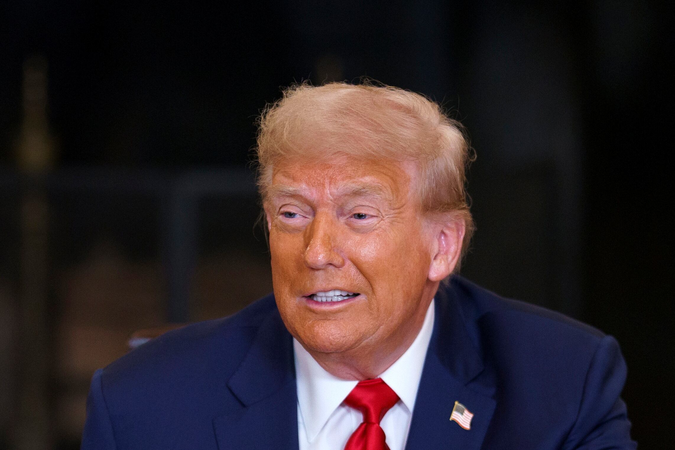 WASHINGTON (United States), 09/07/2025.- US President Donald Trump during a meeting with African leaders at the White House, Washington, DC, USA, 09 July 2025. President Trump is meeting with the leaders of Gabon, Guinea-Bissau, Liberia, Mauritania and Senegal at the White House to discuss trade. EFE/EPA/WILL OLIVER / POOL