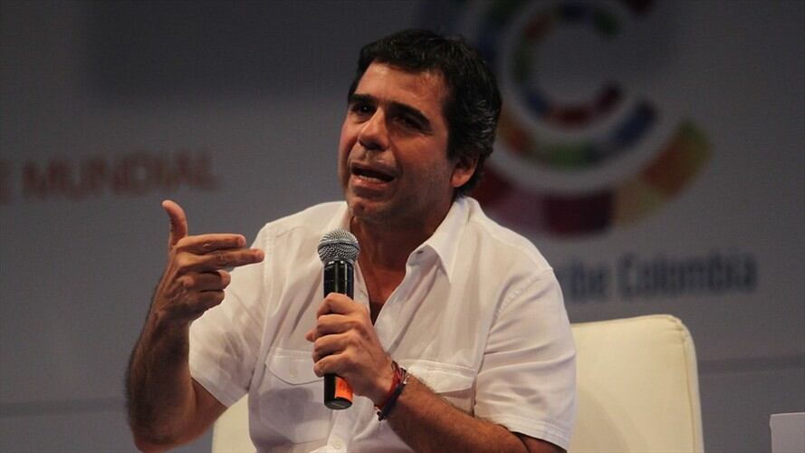 Alejandro Char viaja al Vaticano a reunirse con el papa Francisco. Foto: Colprensa