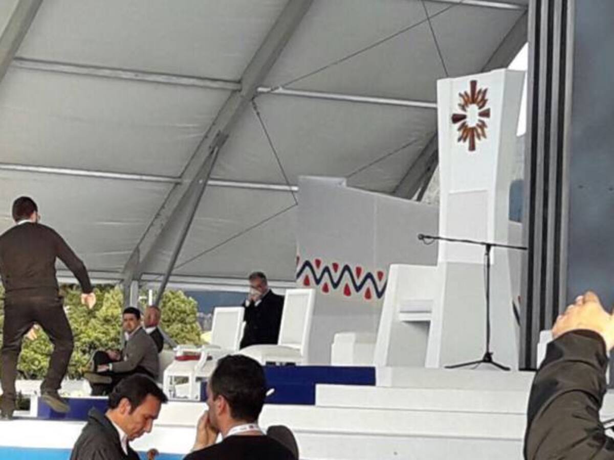 Todo listo en el Simón Bolívar para la misa campal