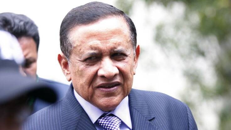 El reclamo de Maza Márquez al general Naranjo por la serie de televisión