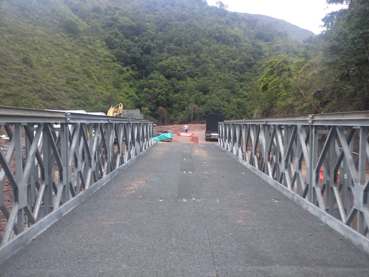 Puente metálico en El Tarrita, Abrego.