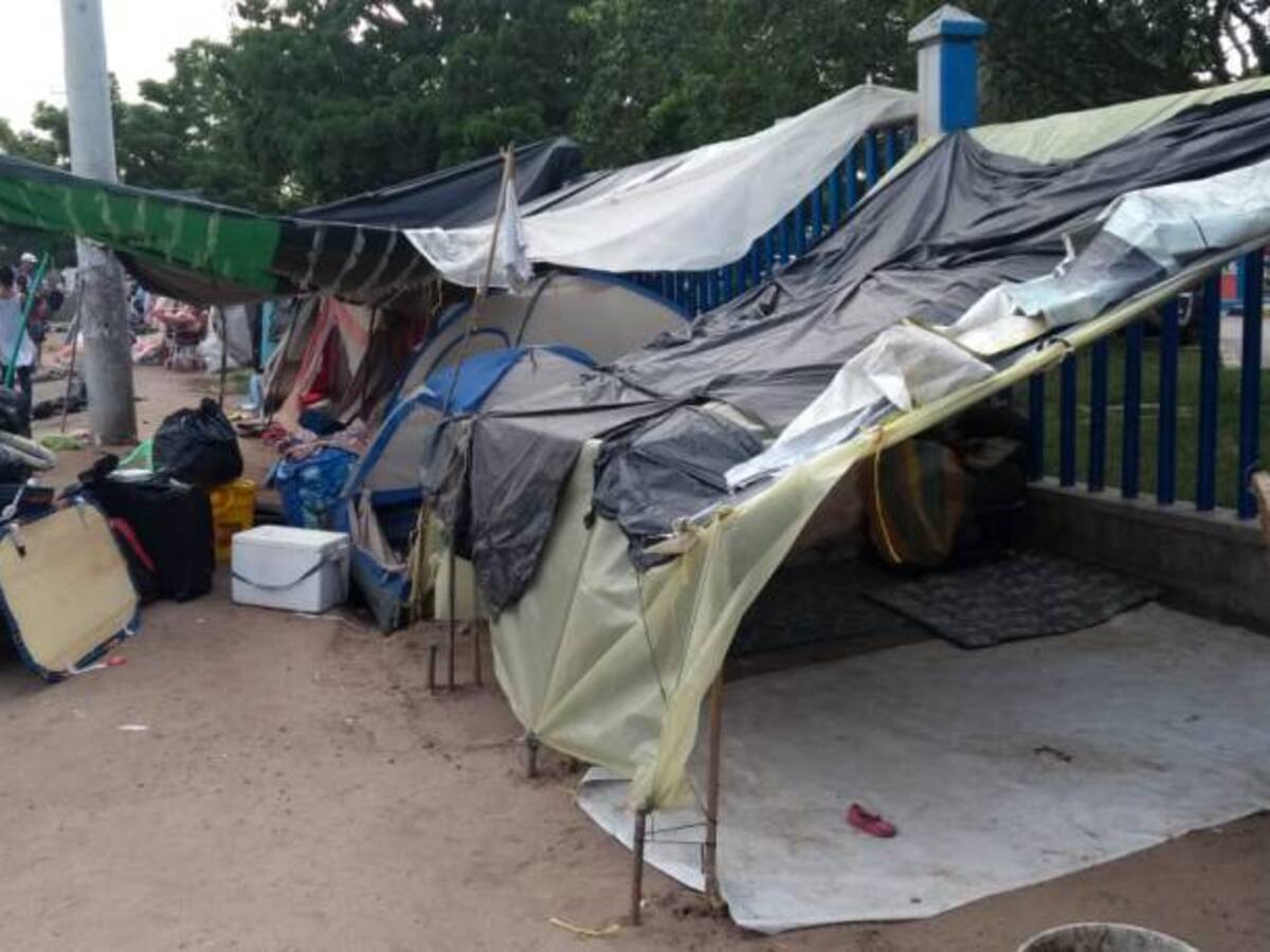 Inicia desalojo de venezolanos en la terminal de Barranquilla
