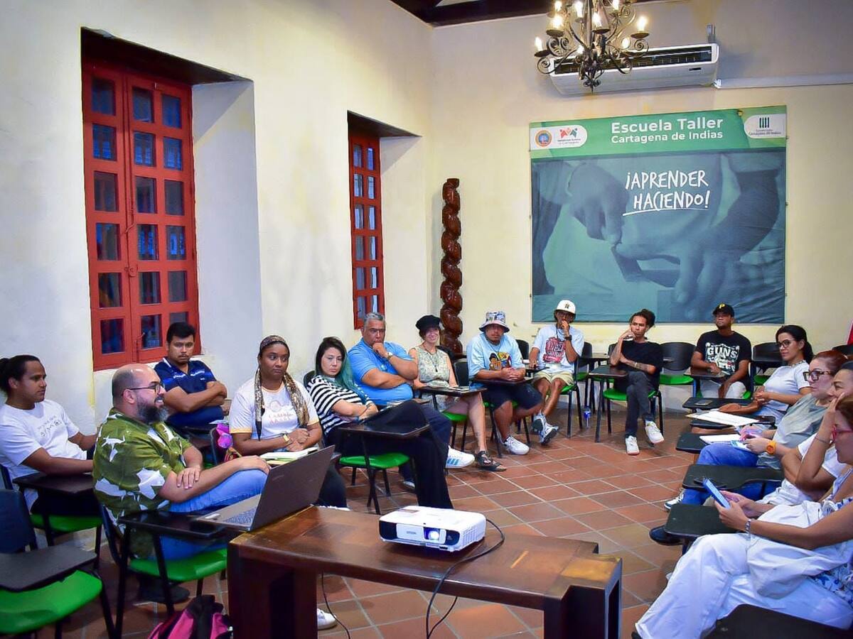 Inició el proyecto ciudadano Mural Lab con artistas plásticos cartageneros