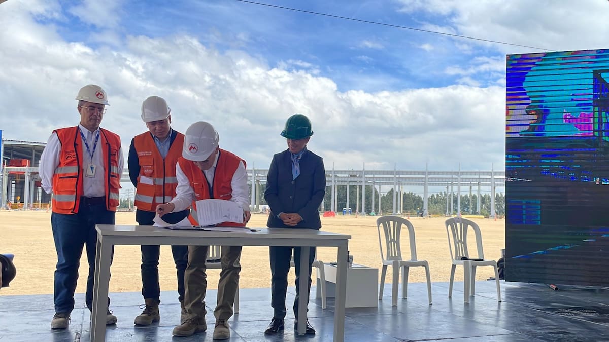 “Nadie me ha solicitado cambiar el contrato”: gerente de la empresa Metro de Bogotá