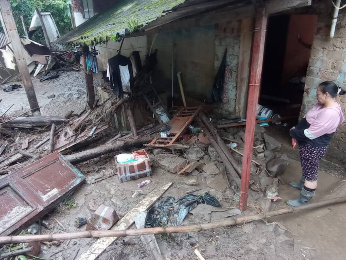 Por lo menos 7 barrios y 3 veredas afectadas por inundaciones en Miraflores