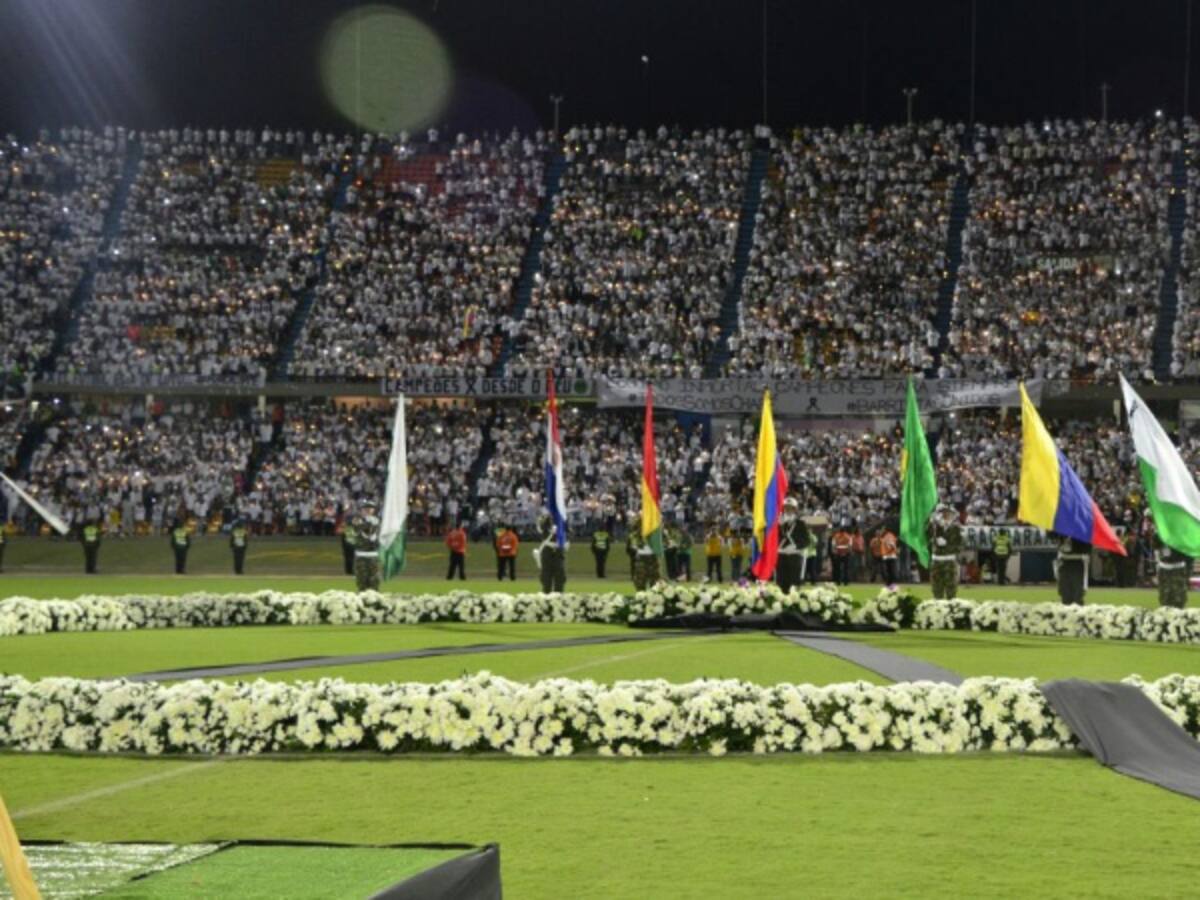 #FuerzaChapecoense: Colombia honra memoria de las víctimas