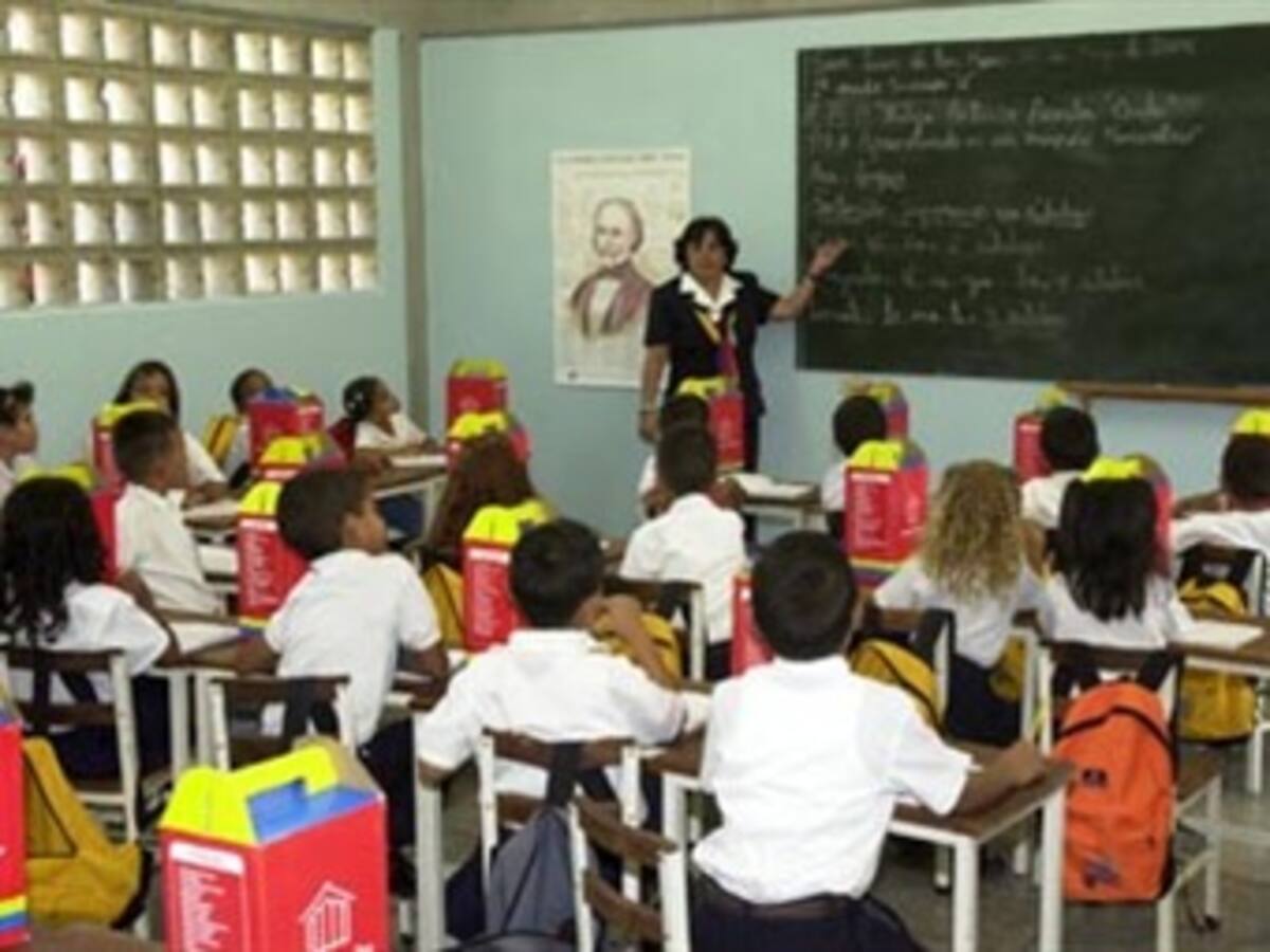 Aprueban alzas hasta del 7.5 por ciento en colegios privados