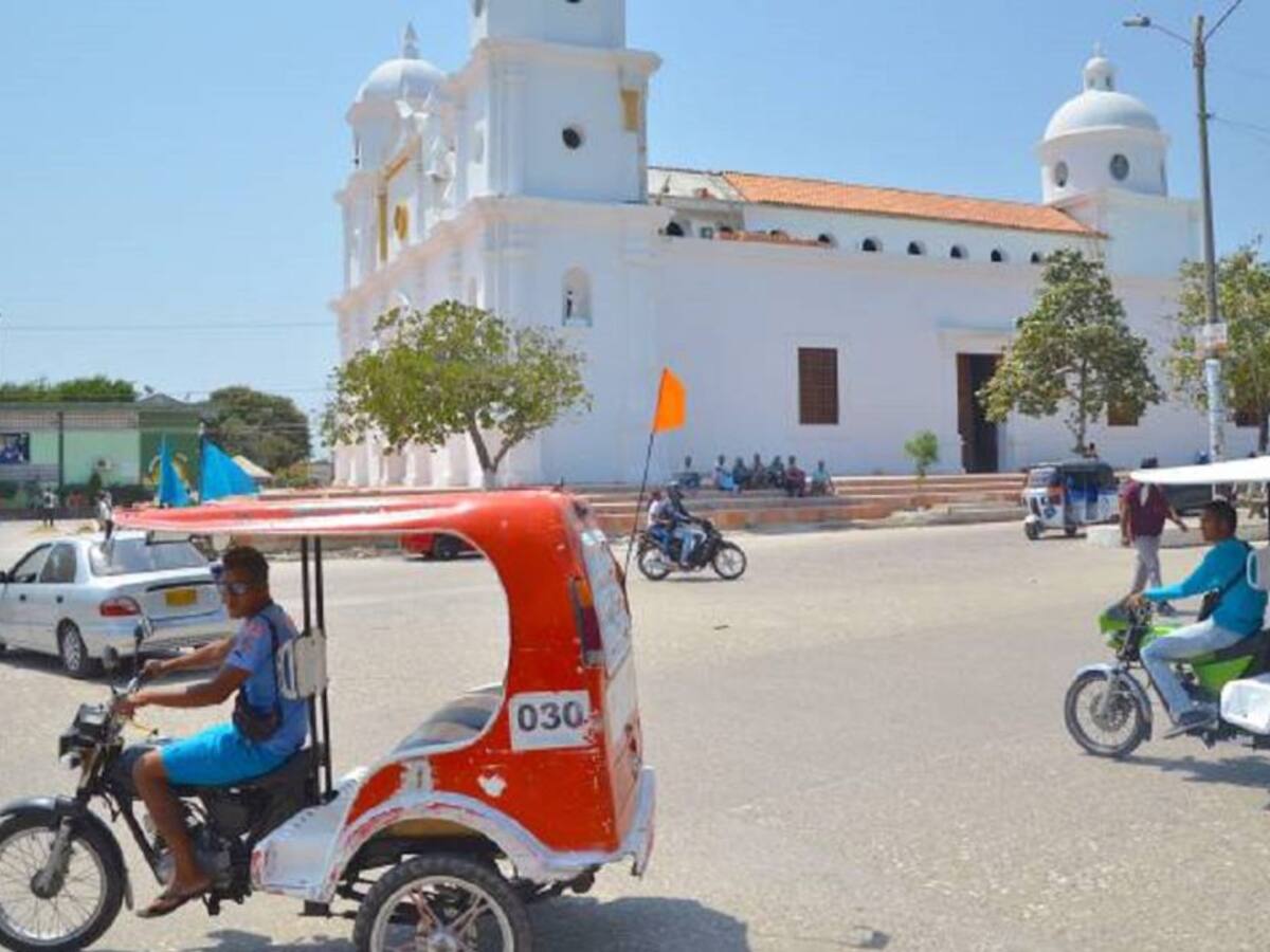 Mujer se lanzó de motocarro en marcha en Santo Tomás