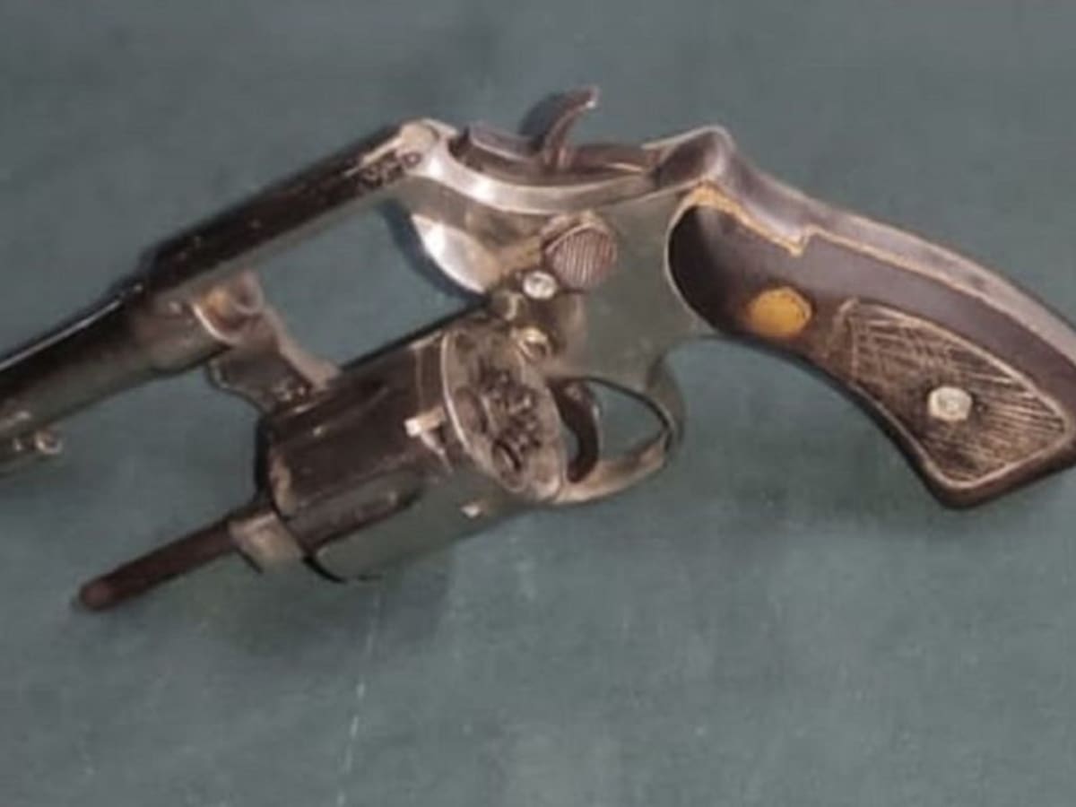 Adolescente llevó un arma de fuego entre sus útiles escolares en Bolívar