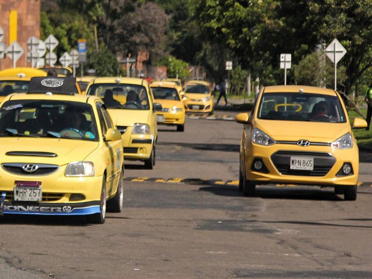 Taxistas de Cali vuelven a movilizarse, exigen reunión con el alcalde