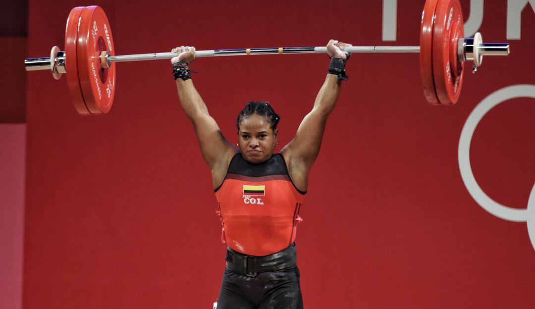 Mercedes Pérez sumó 227 kilogramos entre el arranque y el envión.