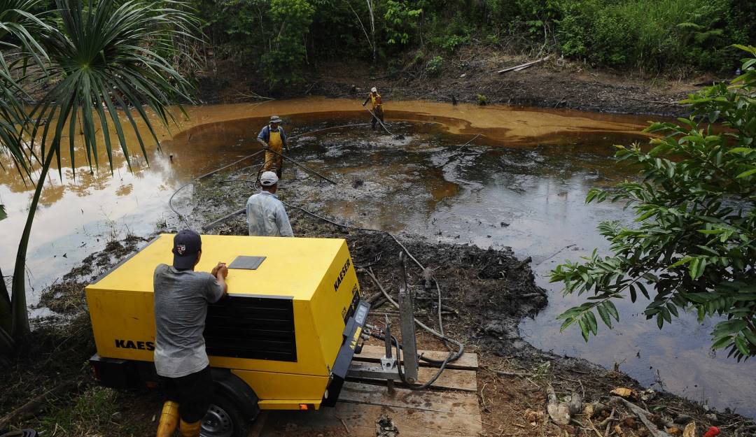 Distrubución de petróleo en la Amazonía ecuatoriana. Foto: Getty