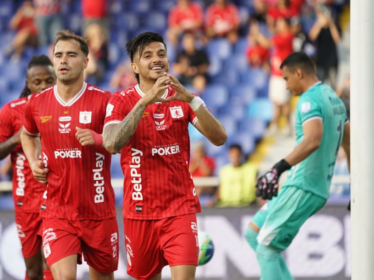 América se impone con categoría sobre Alianza en su regreso al Pascual y es líder absoluto de Liga