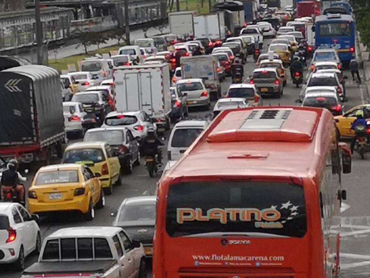 Aún no ha terminado la cuarentena y ya se presentan inmensos trancones