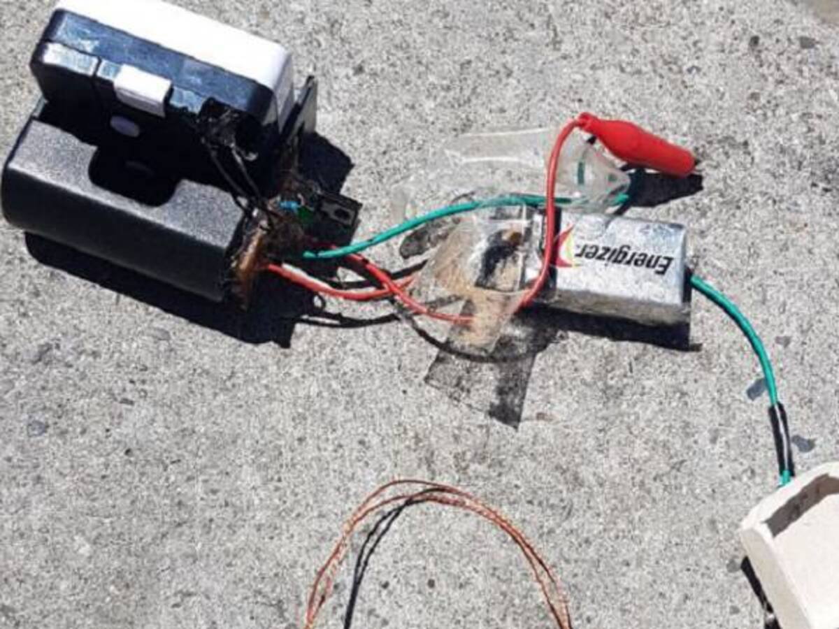 El extraño artefacto explosivo lanzado en Bosa