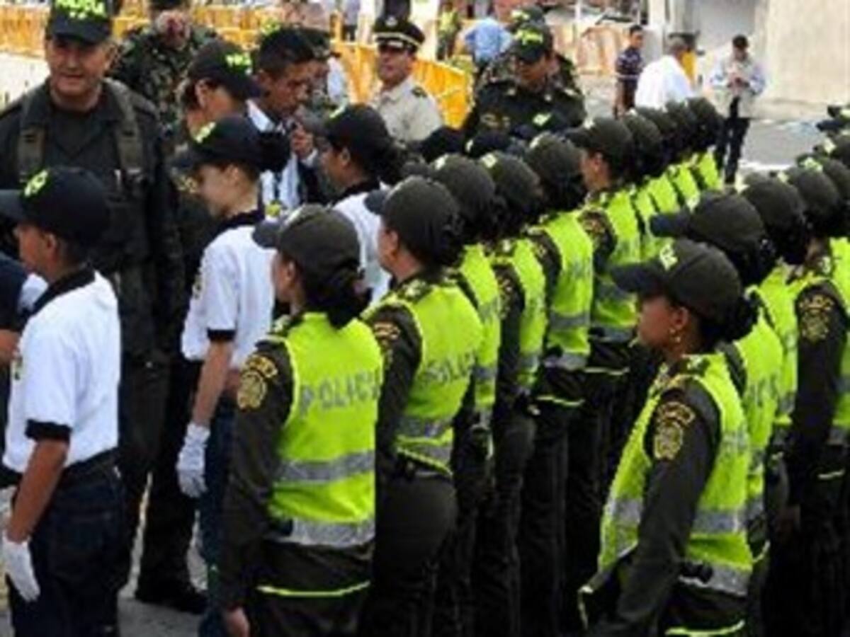 Formulan cargos a policía de Medellín por presunto maltrato a subalternas
