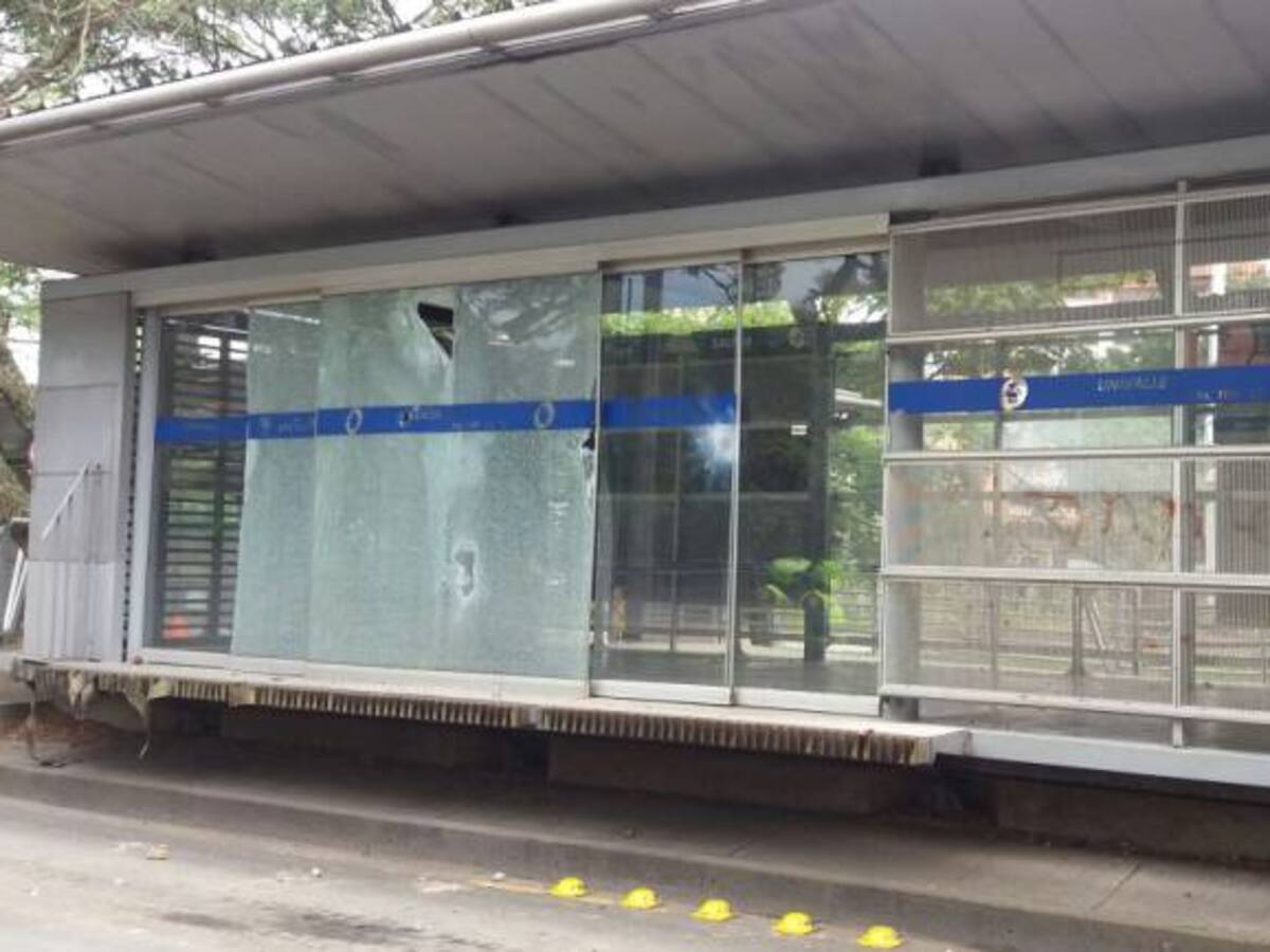 Fuera de servicio indefinidamente estación Univalle del Mio
