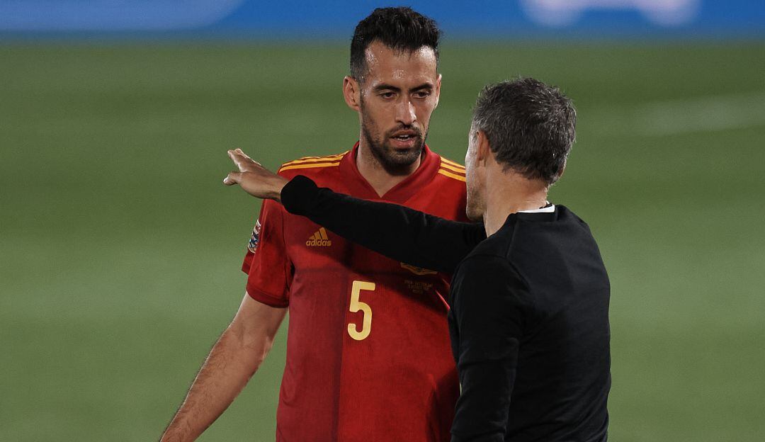 Busquets y Luis Enrique