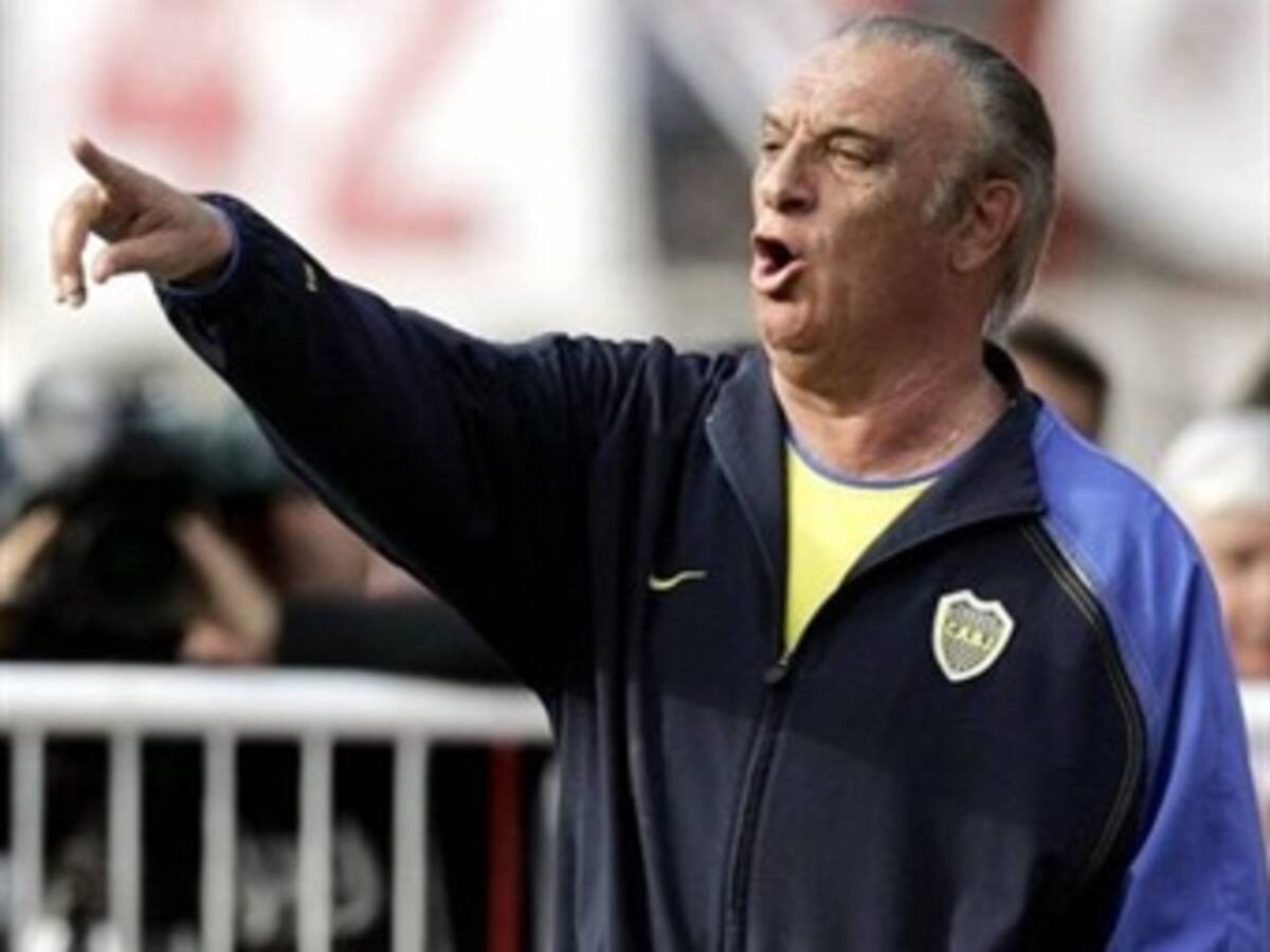 Alfio 'coco' Basile se acerca a la dirección técnica de Boca Juniors